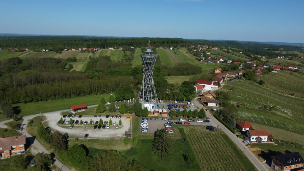 DCIM100MEDIADJI_0395.JPG
